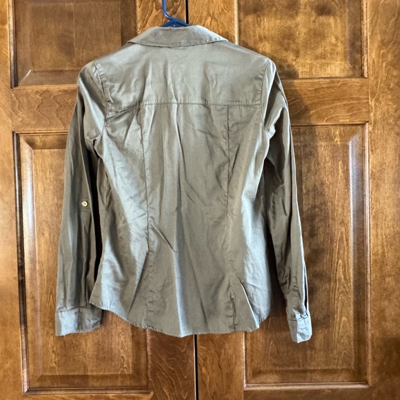 Michael Michael KORS Olive Green Gold Buttoned Shirt - Women's Size 2 - Picture 2 of 3